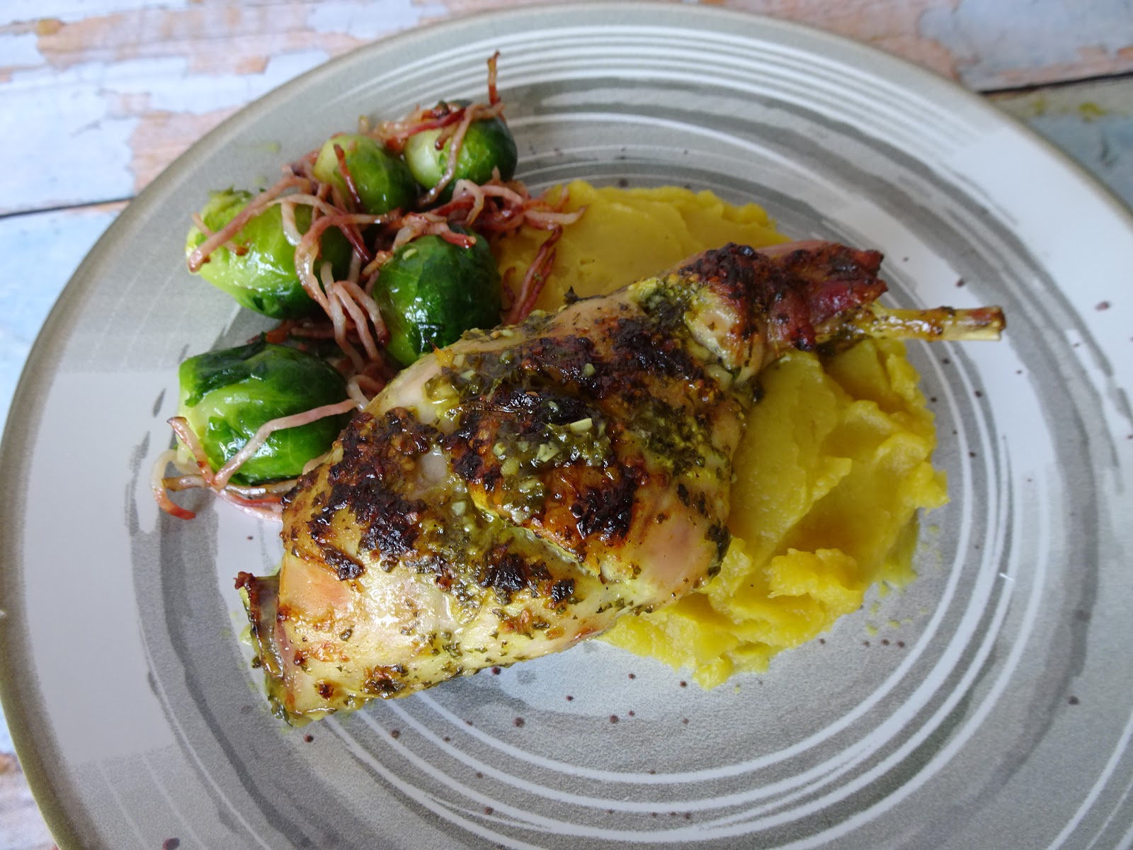 Receita Deliciosa de Coelho com Purê de Batata 🐇🥔
